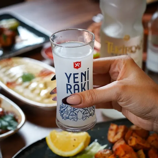 rakı-pouring-reel-cover copy